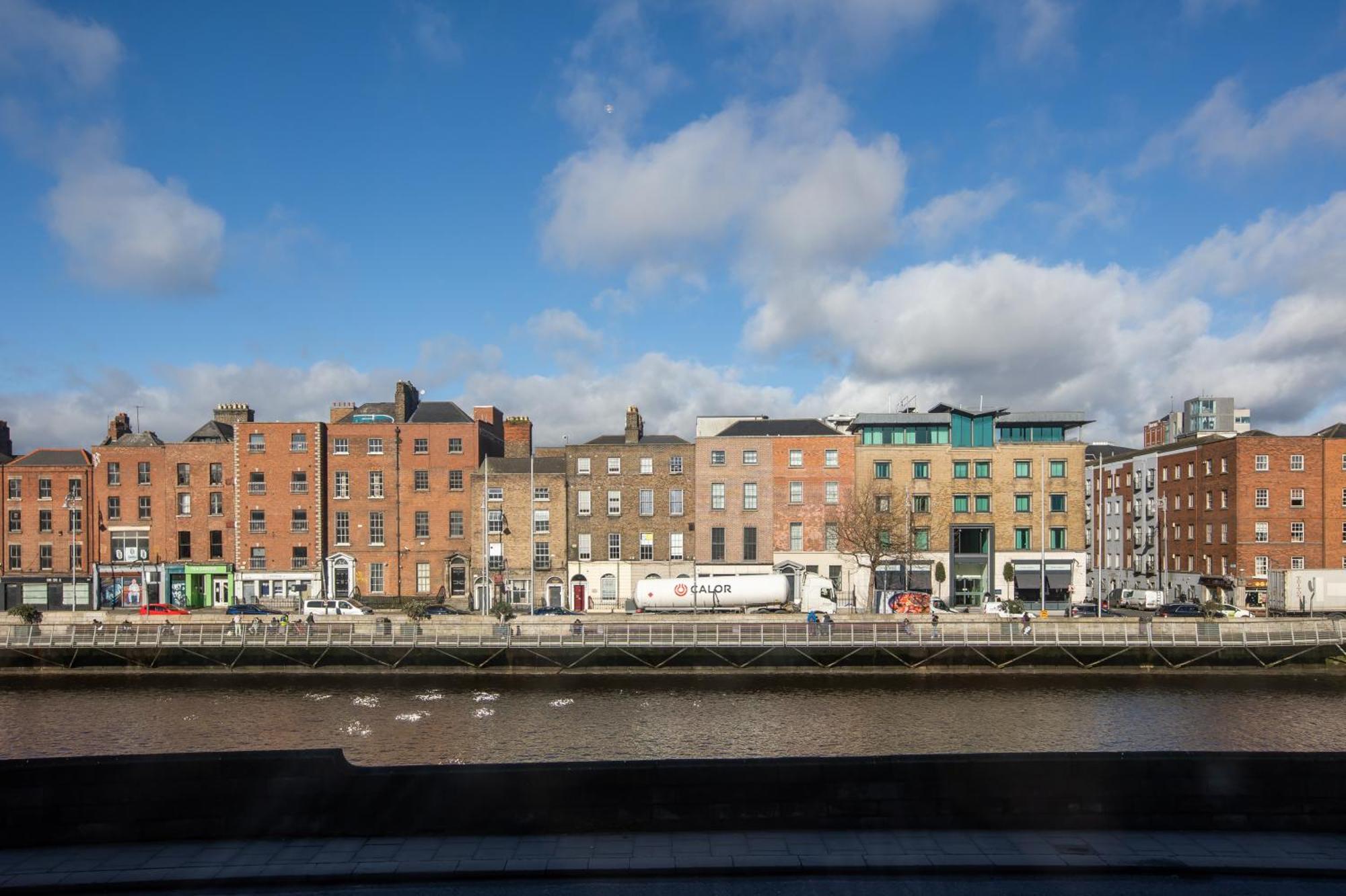 Temple Bar Essex Apartments Dublin Exteriér fotografie